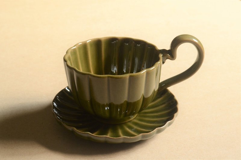 客噐客气 夏树绿菊型咖啡杯盘组 - 咖啡杯/马克杯 - 陶 绿色