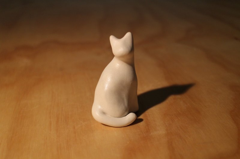 找找猫(帮您绘制家中的猫猫斑纹)-回头猫猫 - 花瓶/陶器 - 瓷 白色