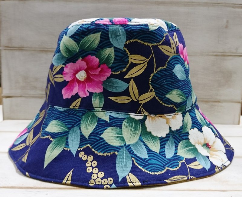 深蓝和风牡丹花&渲染色樱花双面渔夫帽 遮阳帽(加防风绳) - 帽子 - 棉．麻 多色