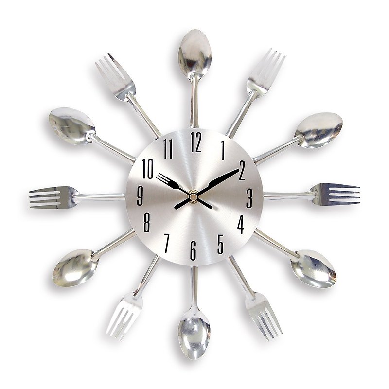 iINDOORS 金属餐具静音时钟 挂钟 铁钟 设计 刀叉 汤匙 餐厅装饰 - 时钟/闹钟 - 其他金属 银色