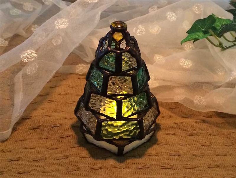 【小さなもみの木ランプ】ステンドグラス・ミニランプ ( LEDライト付 ) - 灯具/灯饰 - 玻璃 绿色