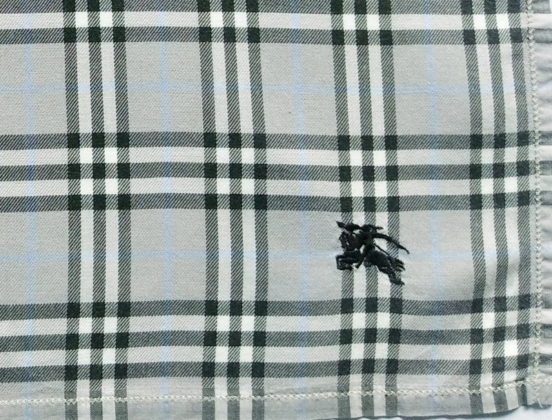 Burberry Gray Check Vintage Handkerchief Women Handkerchief 18.5 x 18.5 - 手帕/方巾 - 棉．麻 灰色