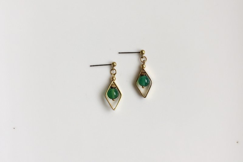 相印-绿玛瑙款 黄铜耳环 - 耳环/耳夹 - 其他金属 绿色