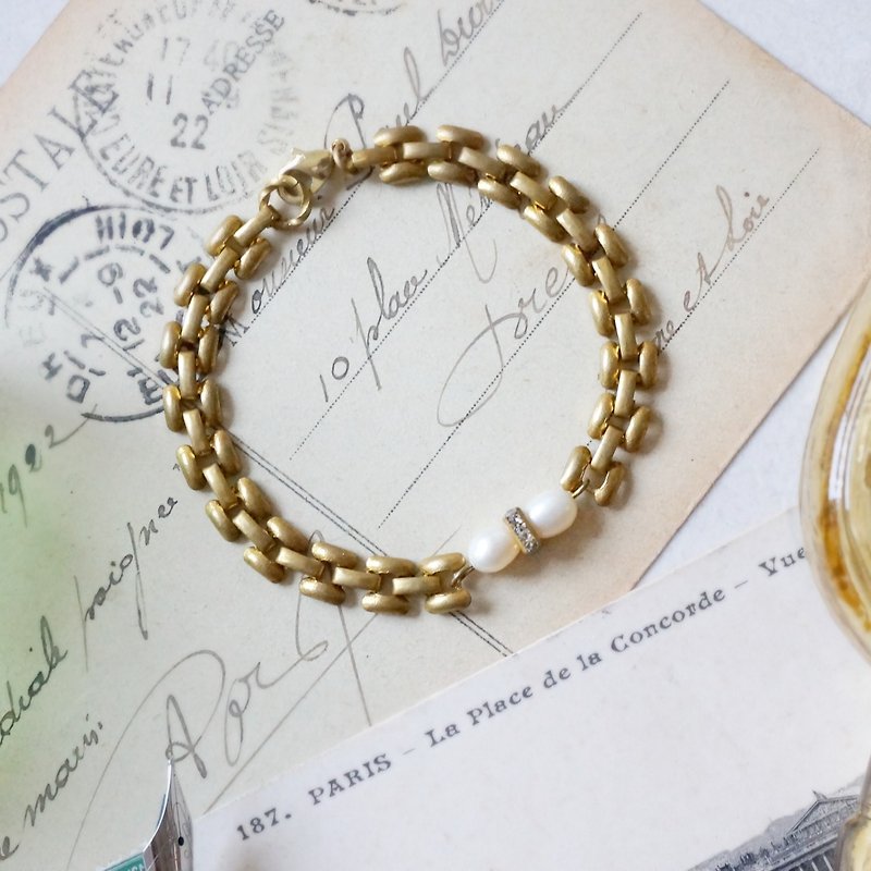 Beau 典雅珍珠黄铜手环 - 手链/手环 - 其他金属 金色