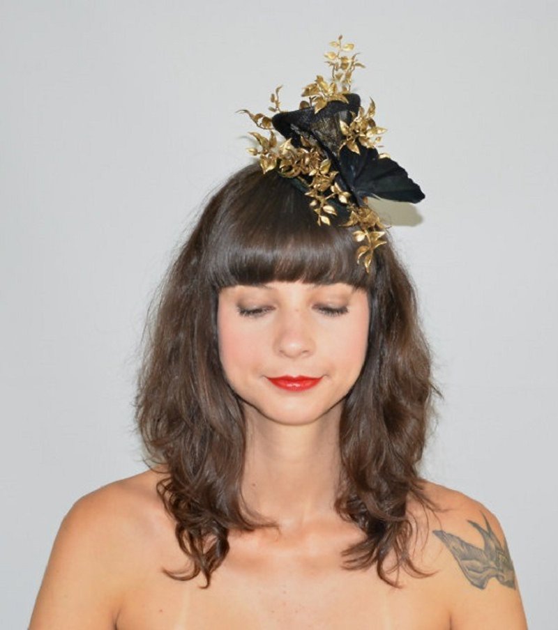 Fascinator Headpiece with Feathery Gold Foliage and Black Large Butterfly, Statement Cocktail Party Hat, Occasion Fashion Headwear - 发饰 - 纸 黑色