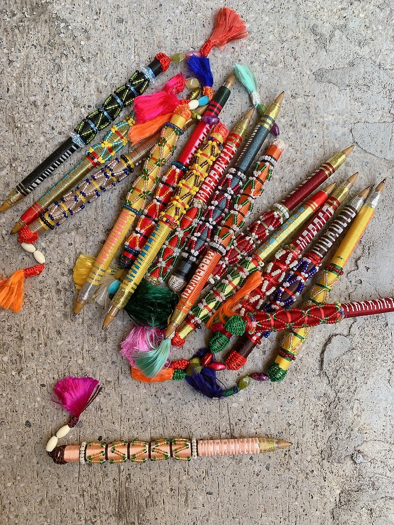 公平贸易 摩洛哥 Sabra仙人掌丝手工笔 每枝都不同 色系可留备注 - 其他书写用品 - 其他材质 多色