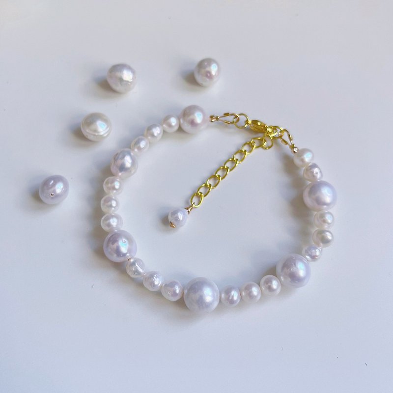 Gardenia • 白白滑皮珍珠手链 - 手链/手环 - 珍珠 