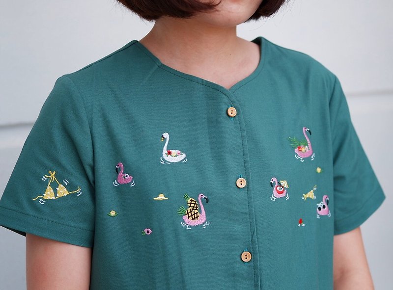 MuMu Dress (Flamingo) : Green - 洋装/连衣裙 - 绣线 绿色