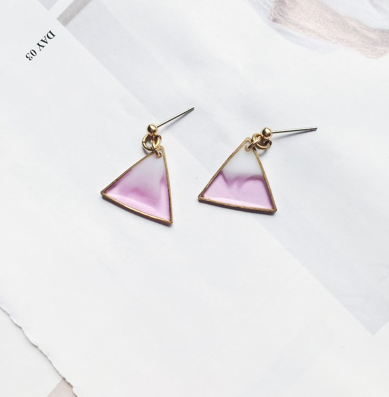 La Don  - 三角黄铜 - 粉光雪山  耳针/耳夹 - 耳环/耳夹 - 压克力 粉红色