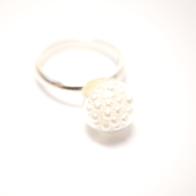 A Handmade 白色珍珠玻璃球指环 - 戒指 - 玻璃 