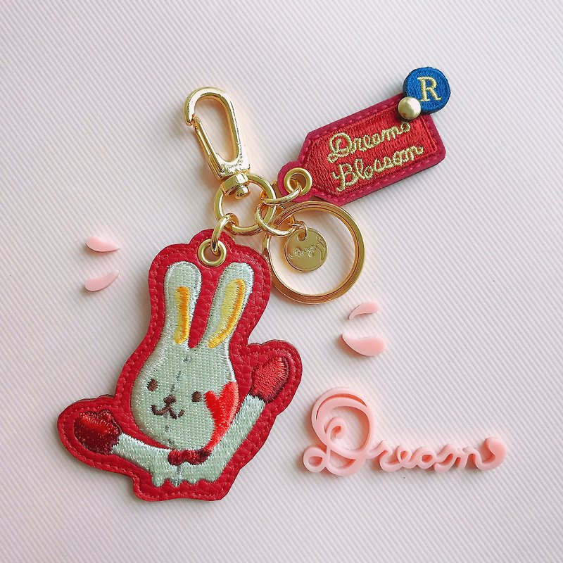 绣线 钥匙链/钥匙包 多色 - 兔兔钥匙圈 红色