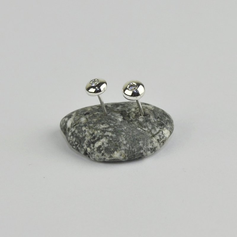 单钻耳环 纯银 CZ钻石 - 耳环/耳夹 - 纯银 银色
