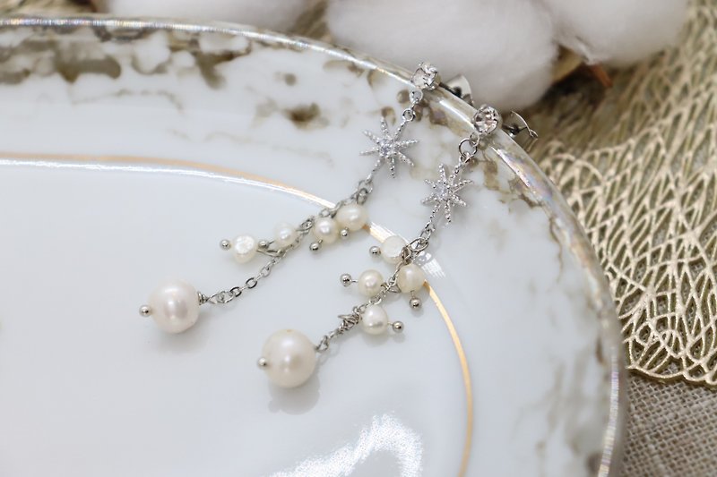 Stella Charm & Freshwater Pearls Cluster Long Earrings - 耳环/耳夹 - 珍珠 