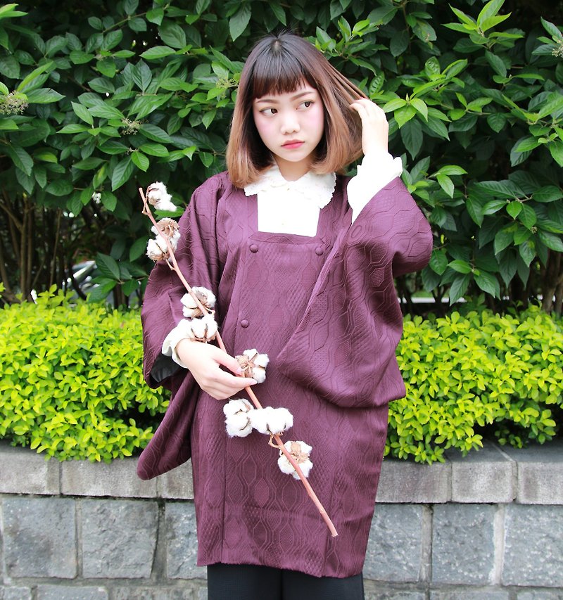 Back to Green::日本带回 半立体深紫色基因陀璇  vintage kimono (KBI-43) - 女装休闲/机能外套 - 丝．绢 紫色