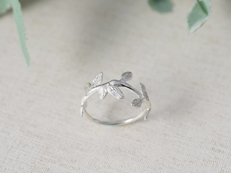 小树枝 | 纯银戒指 女戒 手工银饰 情人节礼物 - 戒指 - 纯银 银色
