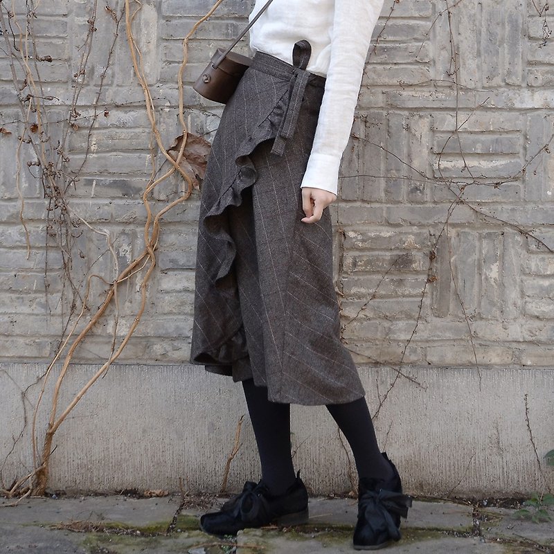 羊毛格纹波浪裙|半身裙|羊毛+聚酯纤维|独立品牌|Sora-100 - 裙子 - 羊毛 