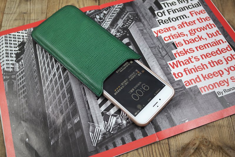 APEE皮手工~塑型手机皮套~十字纹~草绿~iphone X / 8+ - 手机壳/手机套 - 真皮 绿色