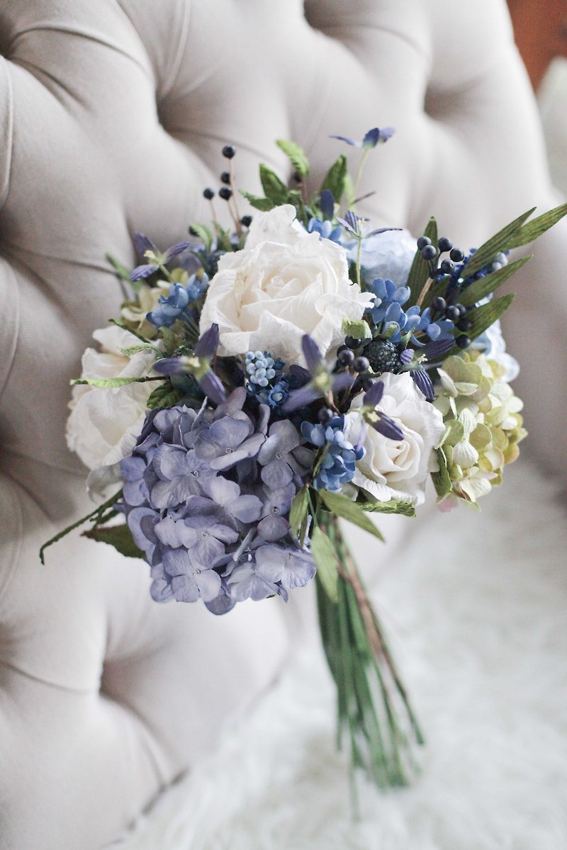 Wild Blue Medium Flower Bouquet - 木工/竹艺/纸艺 - 纸 蓝色