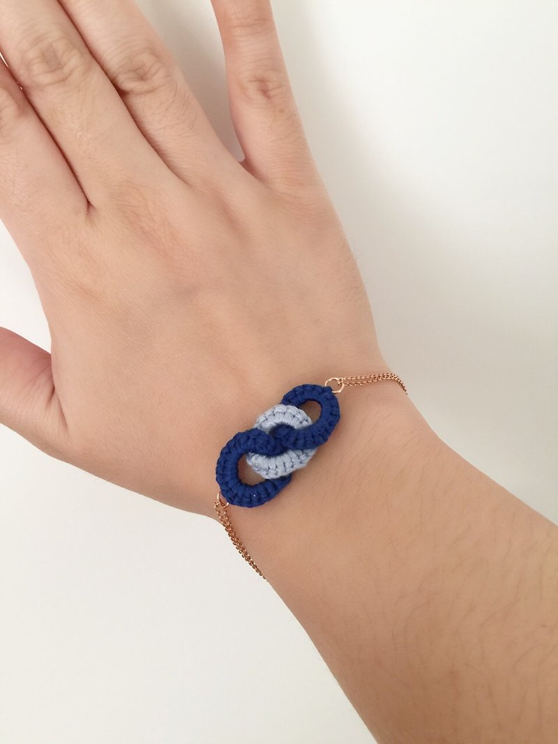 armei《订制》‘结。缘’蓝浓淡 手链 ‘An Affinity’Bracelet 绀 x 水 - 手链/手环 - 绣线 蓝色