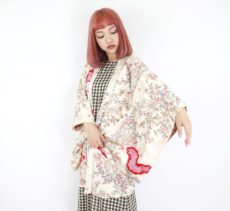 Back to Green-日本带回 手工手绘七彩世界 /vintage kimono - 女装休闲/机能外套 - 丝．绢 
