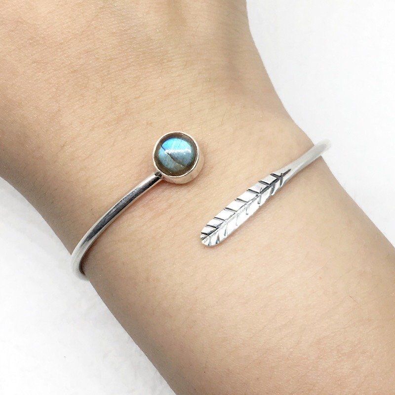 拉长石925纯银细羽毛设计手环手镯 - 手链/手环 - 宝石 蓝色