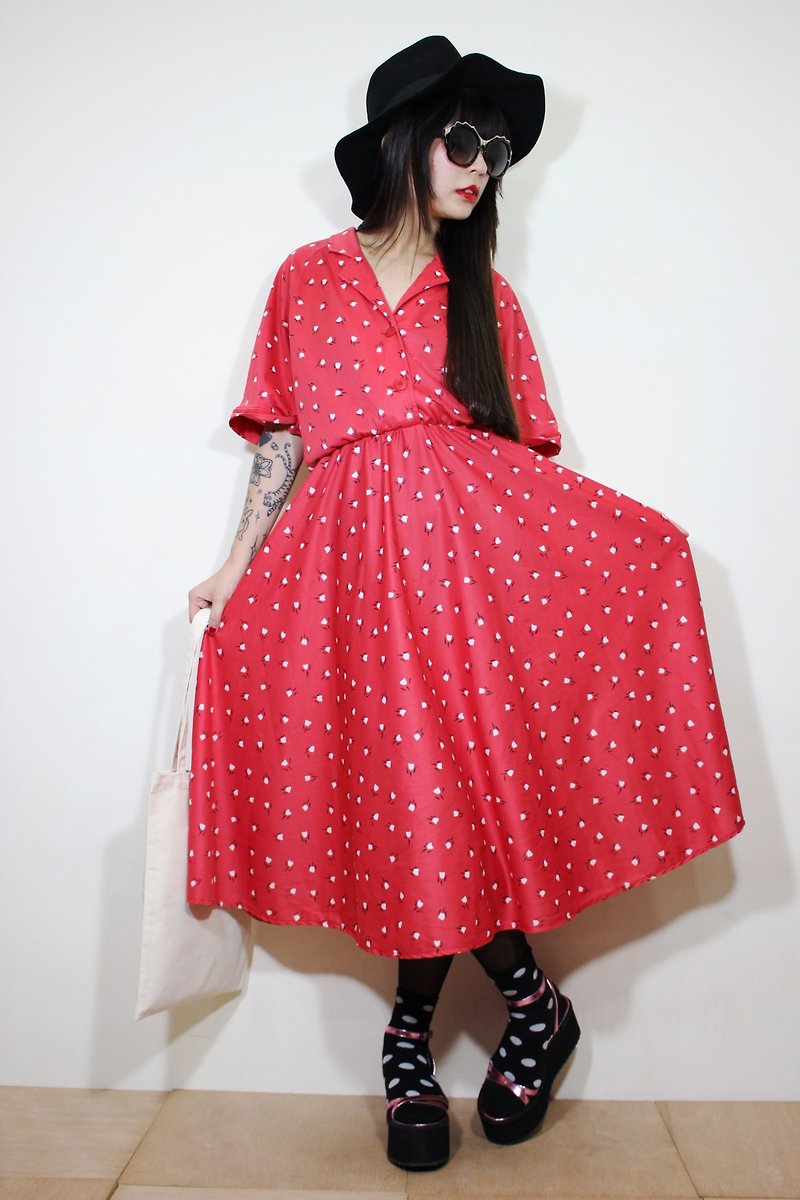 F2131(Vintage)红色白色郁金香布花大波浪裙摆短袖古着洋装(婚礼/野餐/派对) - 洋装/连衣裙 - 聚酯纤维 红色