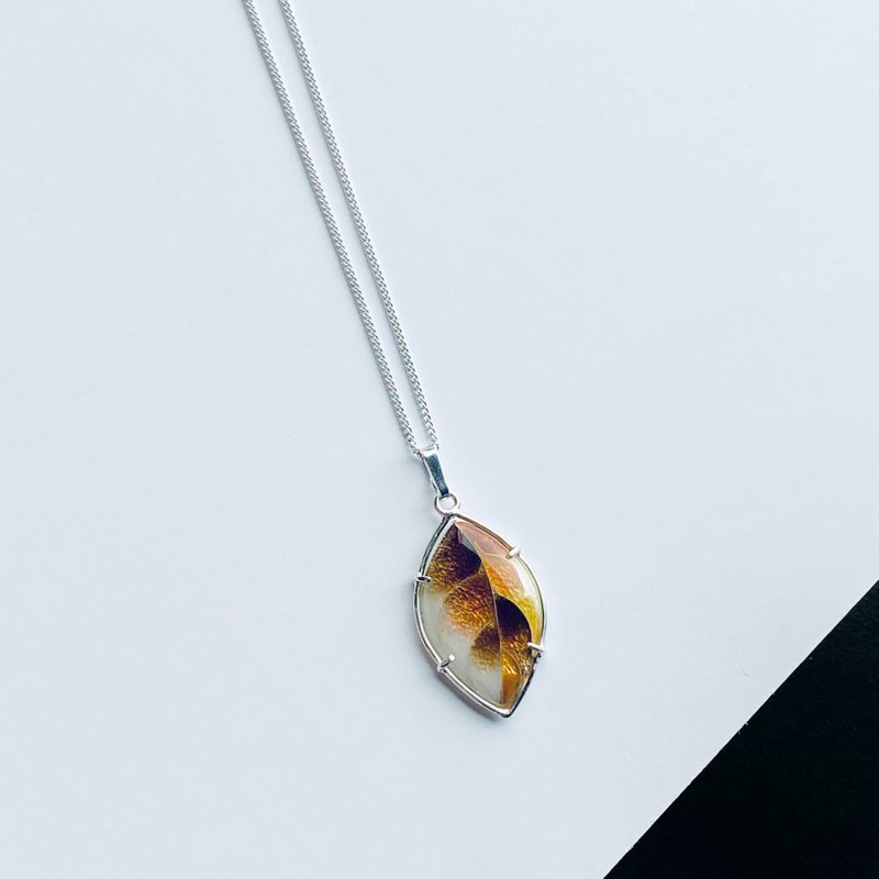 Shippo Jewelry Leaf [棕] 景泰蓝吊坠 纯银丝景泰蓝 - 项链 - 银 咖啡色