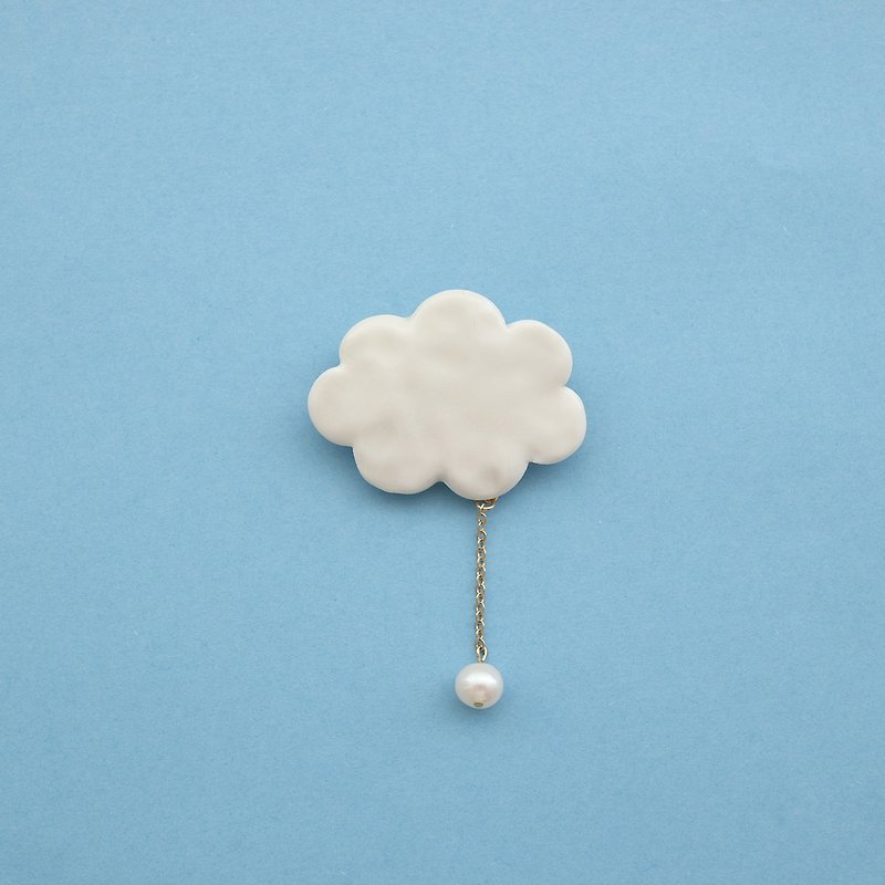 Cloud brooch - 胸针 - 瓷 白色