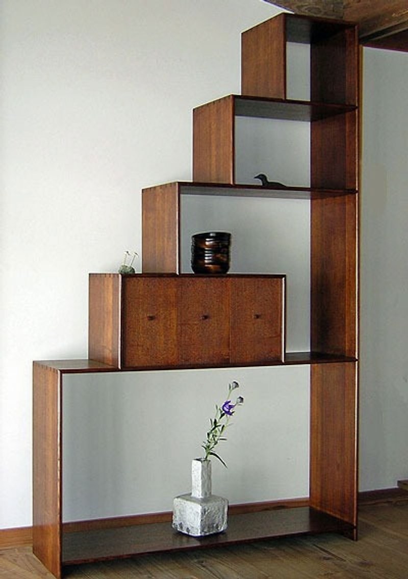 Staircase display shelf