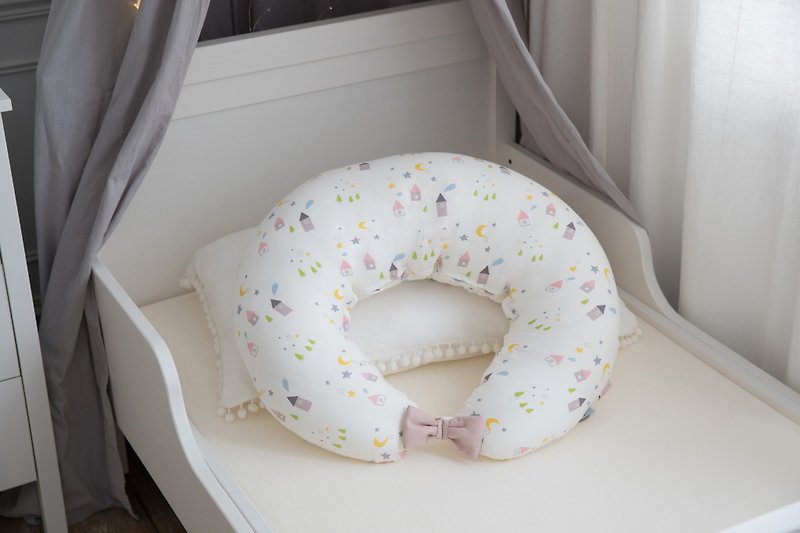 呵护哺乳枕 (小村庄) - 婴儿床上用品 - 棉．麻 白色