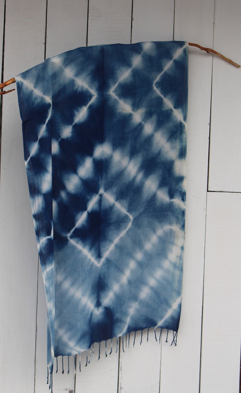 自在染isvara 蓝染围巾 能量系列 爱  500 - 丝巾 - 棉．麻 蓝色