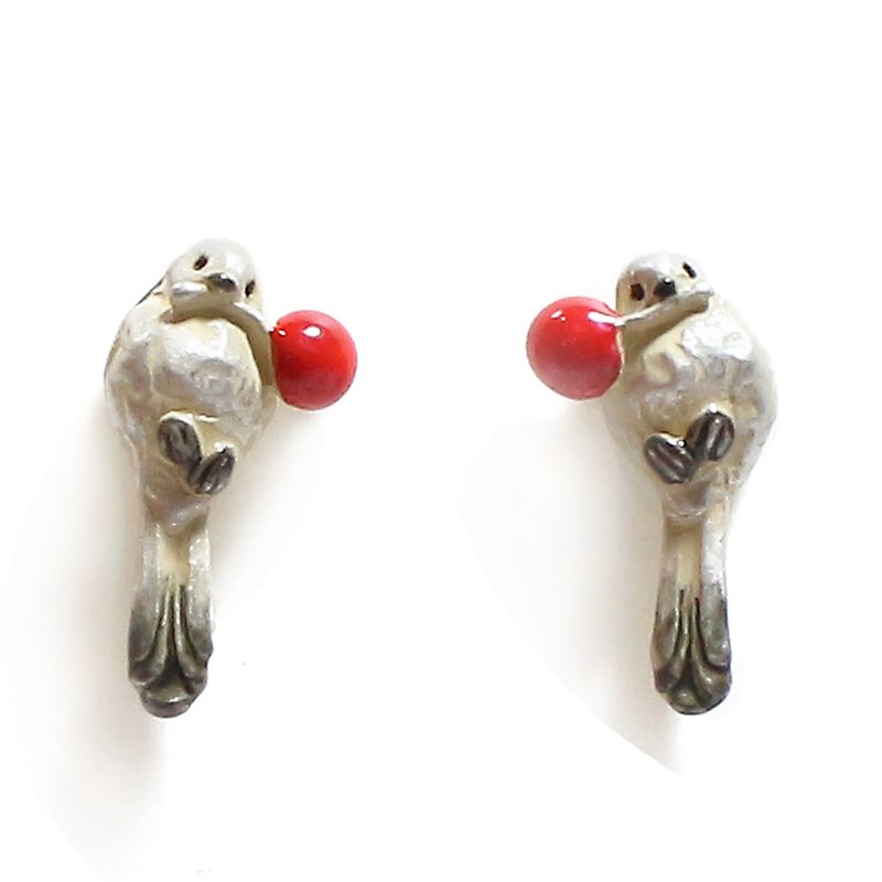 Shimaenagaシマエナガピアス PA492 - 耳环/耳夹 - 其他金属 红色