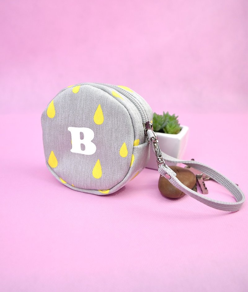 coin pouch, coin purse,customize your name on the pouch - 皮夹/钱包 - 聚酯纤维 黄色