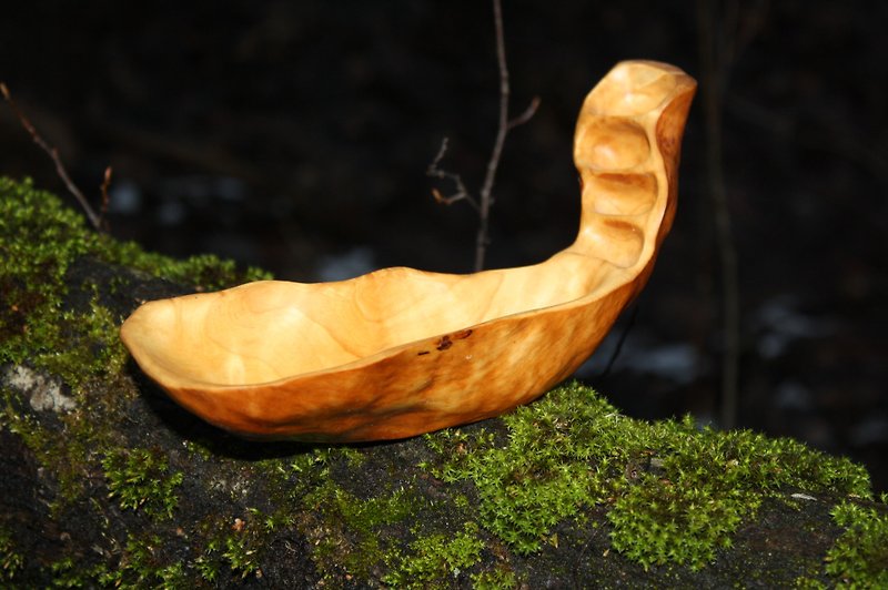 由一整块桦木树节制成的原始肉汁船 - 浅碟/小碟子 - 木头 橘色