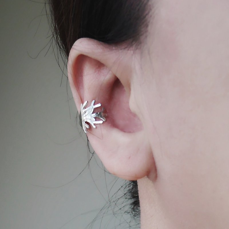 鹿角蕨耳骨夹 无痛免耳洞不穿孔 免费礼物包装 - 耳环/耳夹 - 纯银 银色