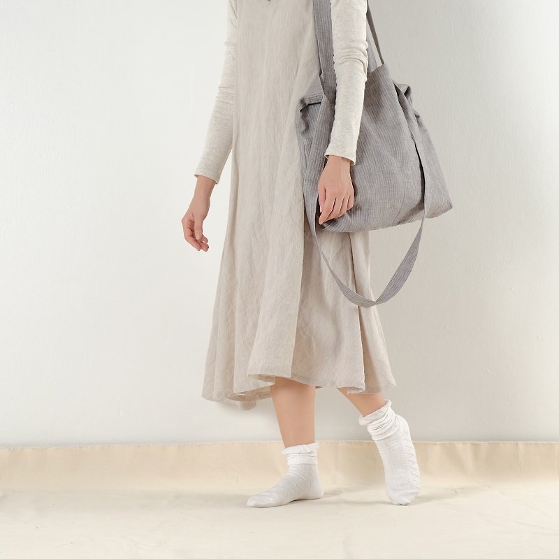 Grey Stripe Linen Tote Bag - 侧背包/斜挎包 - 棉．麻 灰色