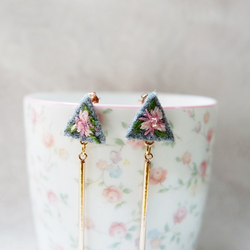 Cute hand embroidered flower dangle earring