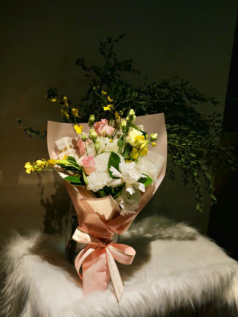 鲜花花束 毕业花束 授奖 礼物 求婚 情人节 白色系 - 干燥花/捧花 - 植物．花 白色