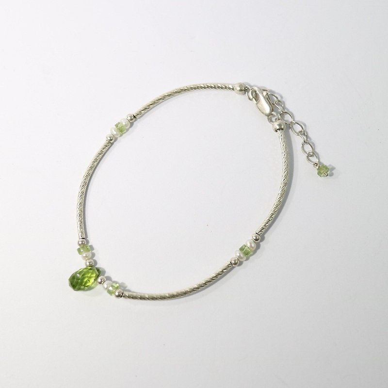 Dazzling~橄榄石_天然珍珠纯银手链 - 手链/手环 - 宝石 绿色
