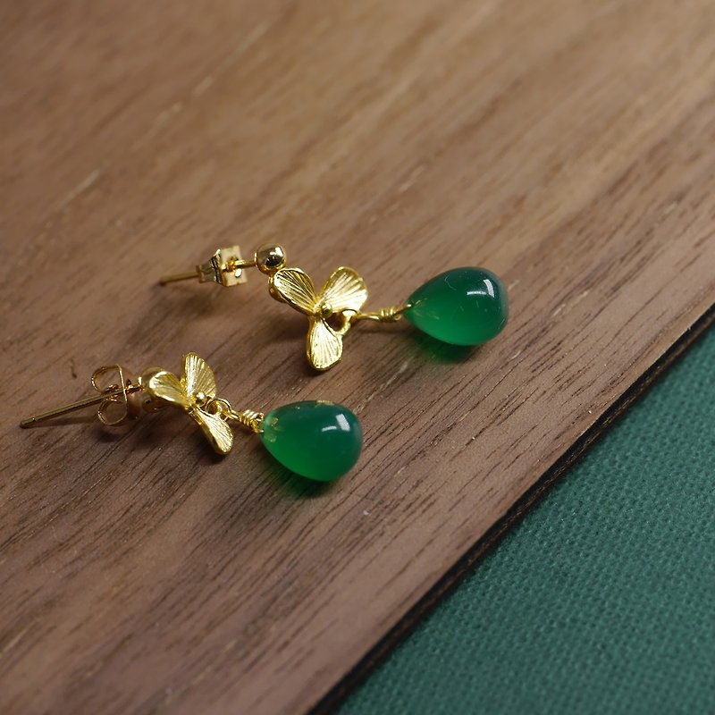 酢酱草天然绿玉髓耳环 镀18K金耳针 - 耳环/耳夹 - 半宝石 绿色