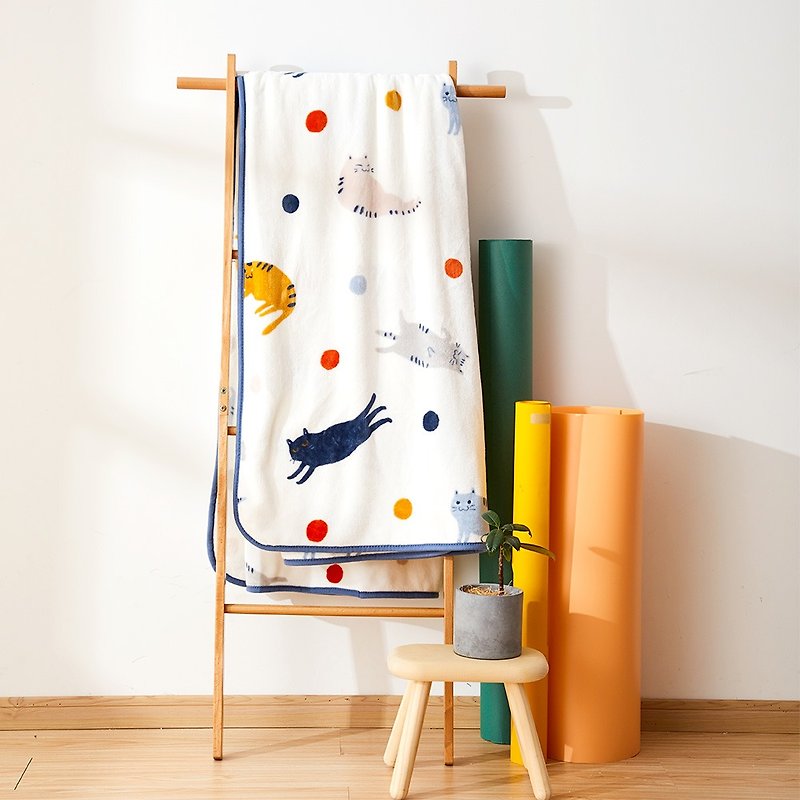 波點喵 貓咪雙面印花法蘭絨毯蓋毯子 夏季空調毯無靜電休閑毯 - 被子/毛毯 - 聚酯纤维 白色