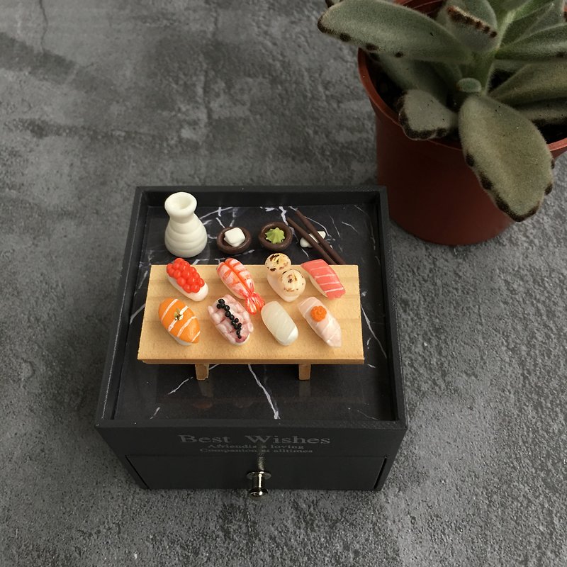 尤朵拉小屋 生日礼物、情人节礼物、袖珍日本鲑鱼寿司、饰品盒 - 收纳用品 - 粘土 