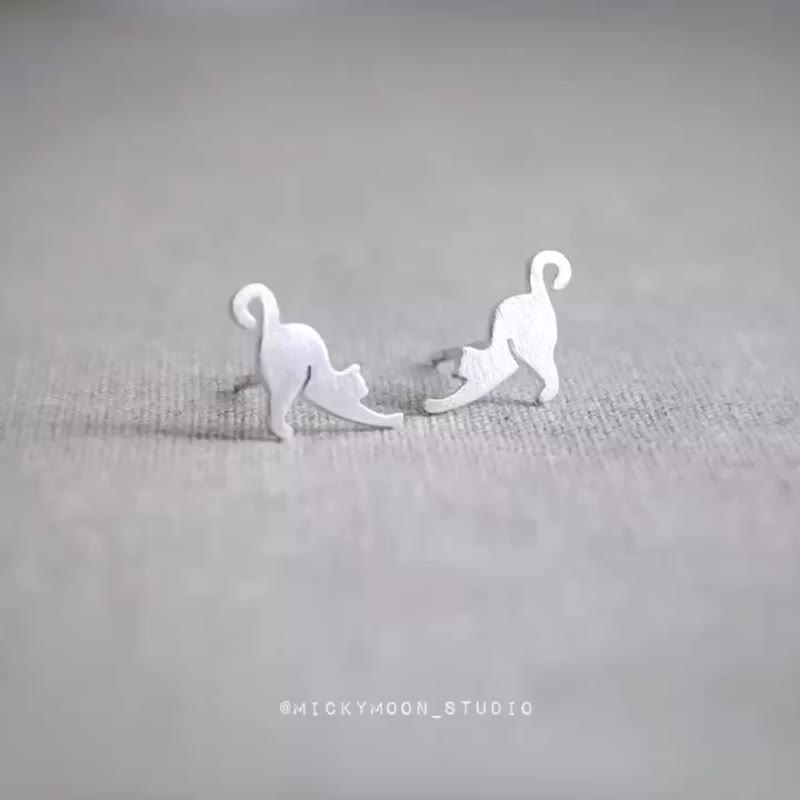 Cat Silver Earrings,925 Sterling Silver - 耳环/耳夹 - 纯银 银色