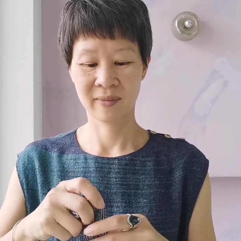 Handwoven by Carina | 手织纯亚麻小围巾 - 围巾/披肩 - 棉．麻 蓝色