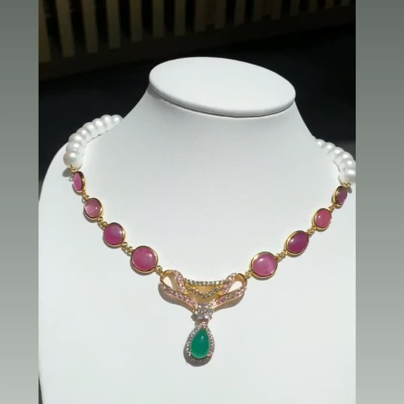 Ruby and Pearl Green agate necklace pendent is detachable - 项链 - 宝石 多色