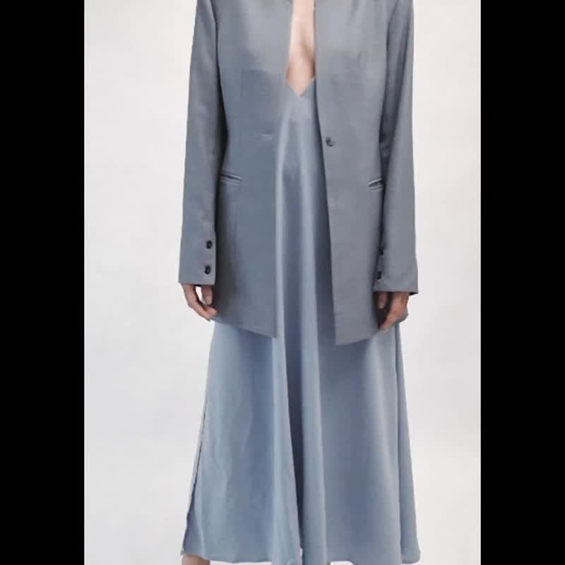 DAN -绒感无领长版西装(AiryBlue) - 女装西装外套/风衣 - 聚酯纤维 蓝色